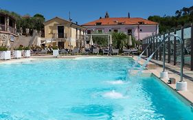 Residence Villa Il Casale - Appartamenti Wellness E Piscina Riscaldata